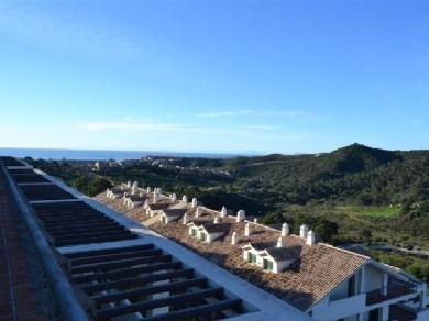 Apartamento con 2 dormitorios se vende en Estepona, Costa del Sol