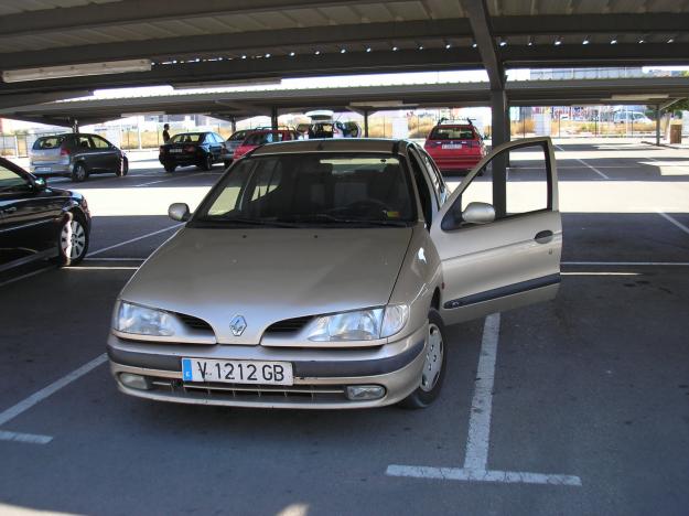 coche megane clasic muy buen precio