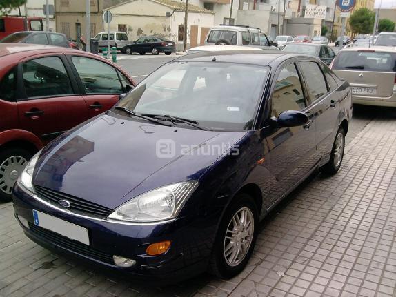 Se vende Ford Focus Ghia 1.8 Tddi 90 cv Diesel