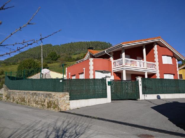 Chalet en Corvera de Toranzo