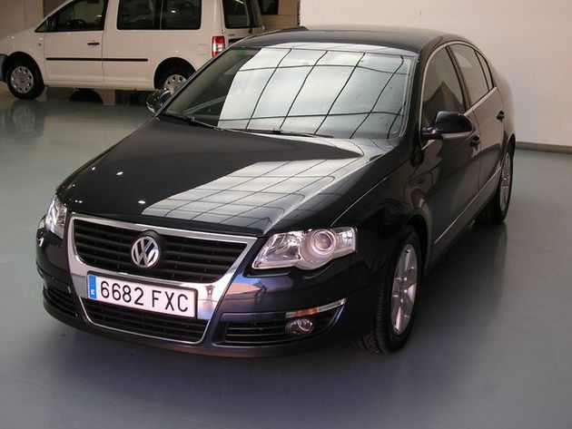 VOLKSWAGEN PASSAT  2.0TDI SPORTLINE