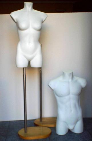 PRECIOSO TORSO MANIQUI O BUSTO MASCULINO HOMBRE PARA TIENDA, VENDER POR EBAY ETC.. NO PESA