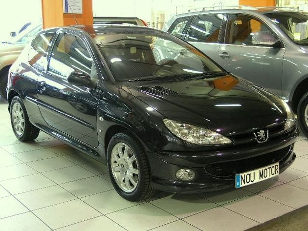 PEUGEOT 206 1.6 XS