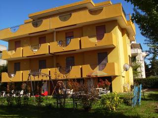 Apartamento en residencia : 1/5 personas - vistas a mar - viserbella  rimini (provincia de)  emilia-romana  italia
