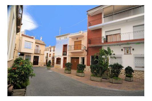 15 Dormitorio Casa En Venta en La Nucia, Alicante