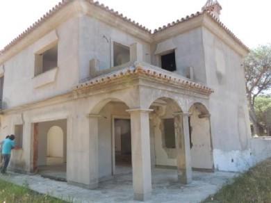 Chalet con 5 dormitorios se vende en Marbella, Costa del Sol