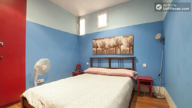 Cool and colourful 3-bedroom apartment in trendy Chueca