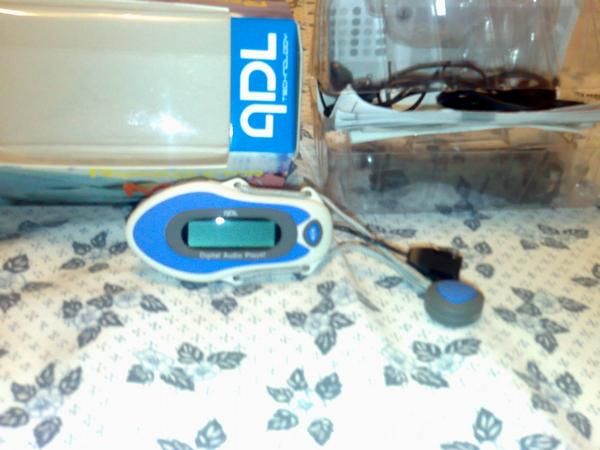 mp3 ADL TECHNOLOGY 1GB