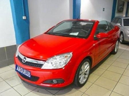 OPEL ASTRA TWIN TOP CDTI 150 COSMOS MANUAL - Madrid