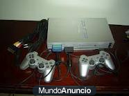 PS2 PLATEADA CON CHIP PIRATA + 2 MANDOS + MEM CARD + 30 JUEGOS.