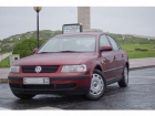 VOLKSWAGEN Passat 1.8 5V Confortline 4/5-Puertas - mejor precio | unprecio.es