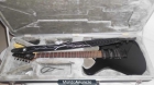 Guitarra AXL + Amplificador pequeño multiefectos + Cables + 5 puas - mejor precio | unprecio.es