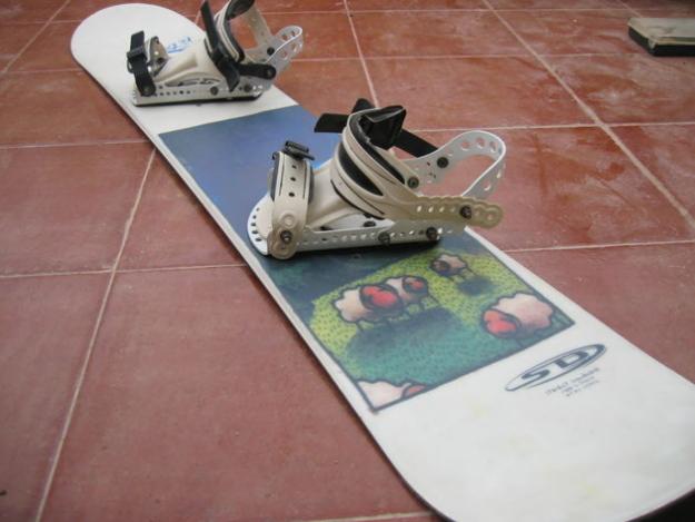 Tabla Snowboard 1´43 WAVE SD France con 
Fijaciones EMERY