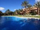 Apartamento con 2 dormitorios se vende en Marbella, Costa del Sol - mejor precio | unprecio.es