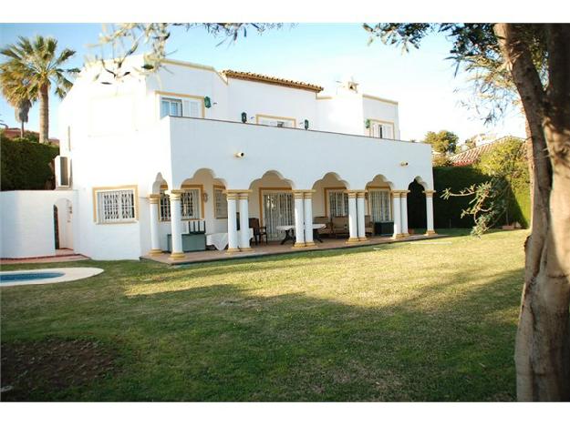 Villa Puerto Banus