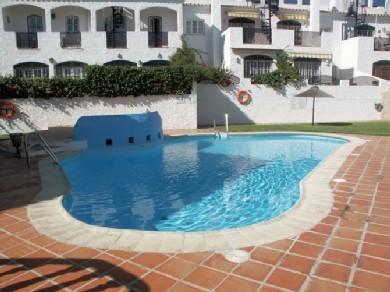 Apartamento con 2 dormitorios se vende en Nerja, Costa del Sol, Axarquia