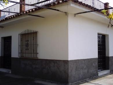 Chalet con 3 dormitorios se vende en Cartama