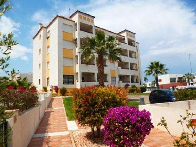 Apartment for Sale in Villamartin, Comunidad Valenciana, Ref# 2459788