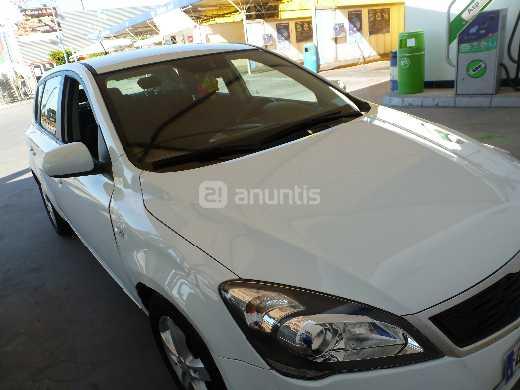Se vende kia cee'd