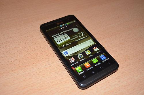 Telefono LG 3D
