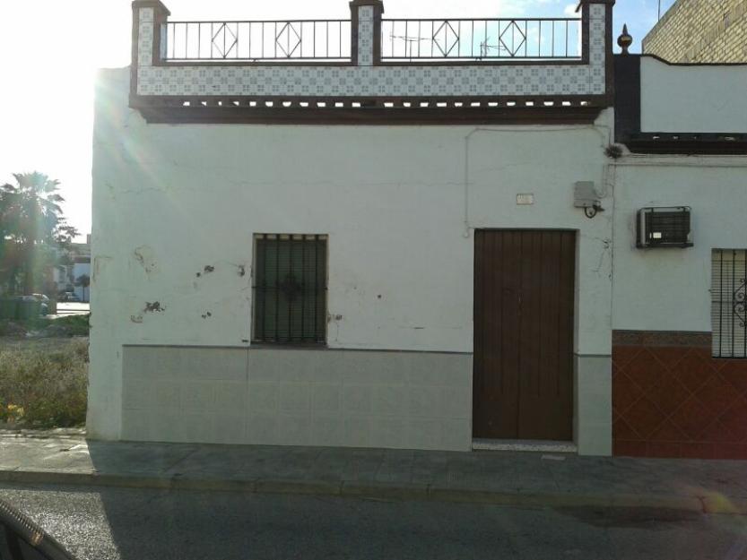 Se Vende Vivienda en el Centro de Los Palacios y Villafranca