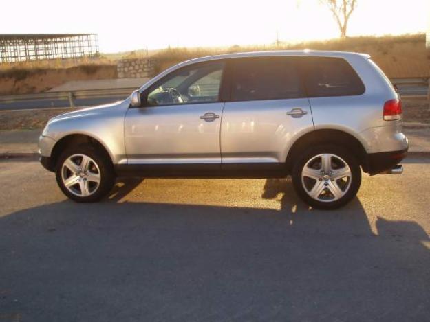 2005 VOLKSWAGEN Touareg 3.0 TDI Tiptronic 59.000 Km - 6900€