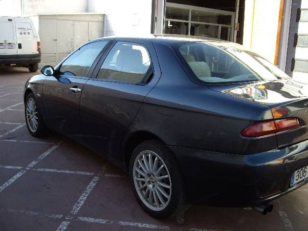 ALFA ROMEO 147  1.6 TS DISTINCTIVE