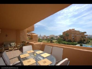 Apartamento con 3 dormitorios se vende en Manilva, Costa del Sol