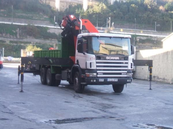 Camion SCANIA 6X4 GRUA - PALFINGER PK. 36000. 2