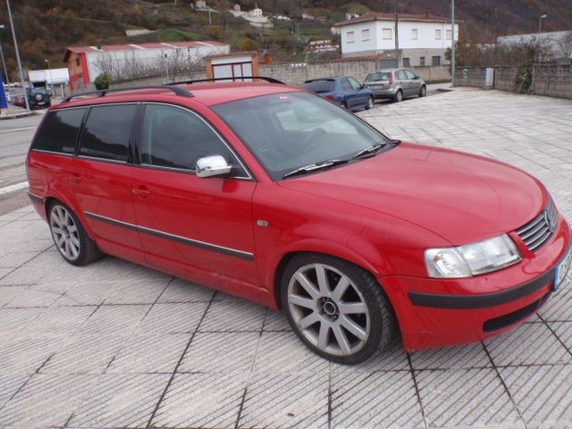 VOLKSWAGEN Passat 1.9TDI Comfortline 110