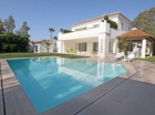 Chalet con 5 dormitorios se vende en Marbella, Costa del Sol - mejor precio | unprecio.es