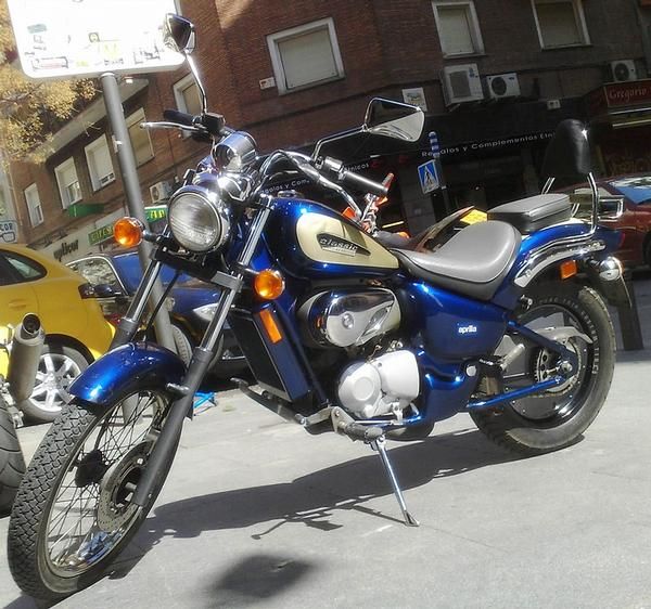 Se vende APRILIA CLASSIC 50 en muy buen estado!!! 950