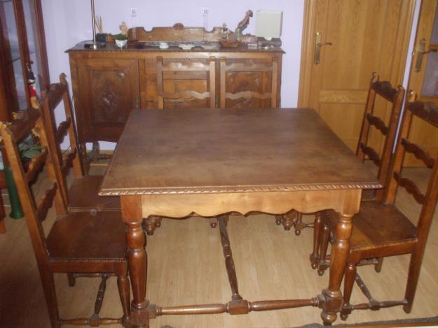 Se vende mesa de comedor antigua