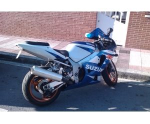 SUZUKI GSX R 600