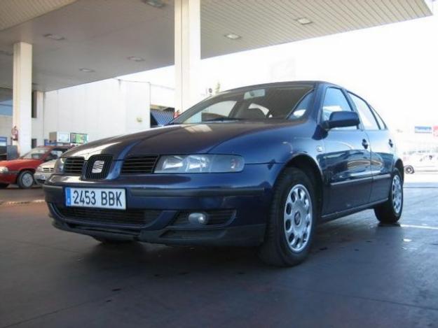 Comprar coche Seat LEON TDI 110cv '00 en Madrid