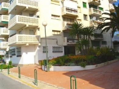 Apartamento con 3 dormitorios se vende en Estepona, Costa del Sol