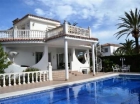 Chalet con 4 dormitorios se vende en Marbella, Costa del Sol - mejor precio | unprecio.es