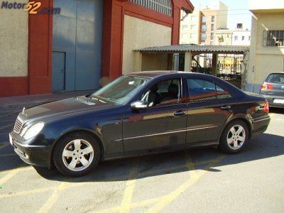 MERCEDES CLASE E 270 CDI - Tarragona