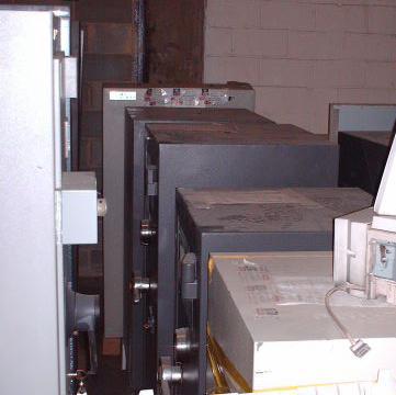 Lotes de cajas fuertes nuevas y de ocasión (segunda mano)