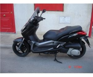 YAMAHA X MAX 250