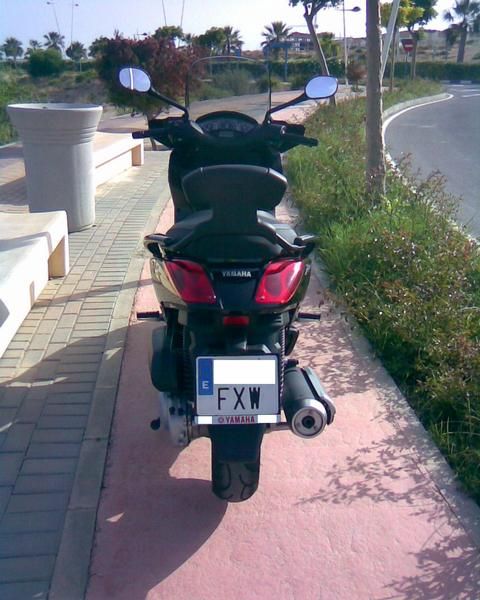 YAMAHA XMAX 250i