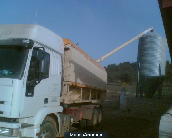 CAMION TRES EJES BASCULANTE CON CAJA Y CUBA DE PIENSOS