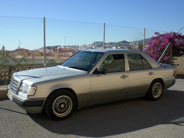 Vendo Mercedes Benz 250 D en perfectas condiciones