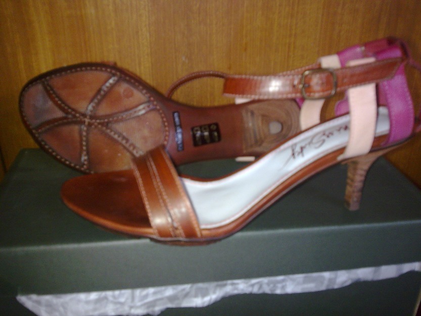 Sandalias MISS SIXTY, de piel, nº37 