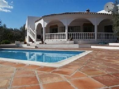 Chalet con 2 dormitorios se vende en Alcaucin, Axarquia