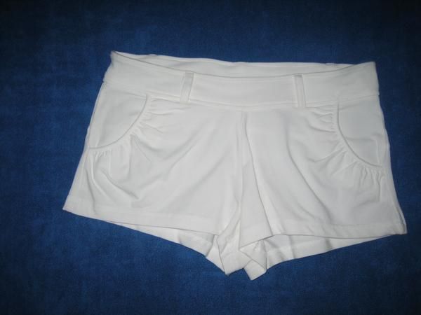 SE VENDE SHORT GUESS   100% ORIGINAL!!!  --- NUEVO!!!