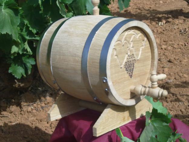 Toneles y barricas para vino
