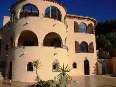 Chalet con 6 dormitorios se vende en Cumbre Del Sol, Costa Blanca