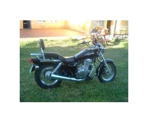 SUZUKI MARAUDER 250