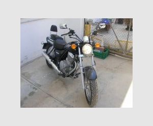 SUZUKI MARAUDER